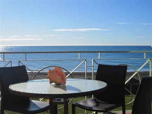 Axarquia Beach Hotel Almayate Bajo Eksteriør bilde